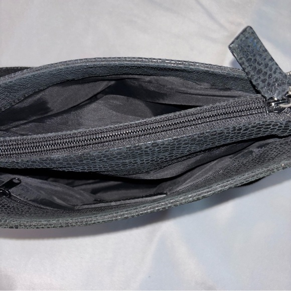 Kenneth Cole Reaction Black Faux Snakeskin Shoulder Bag - Picture 6 of 13